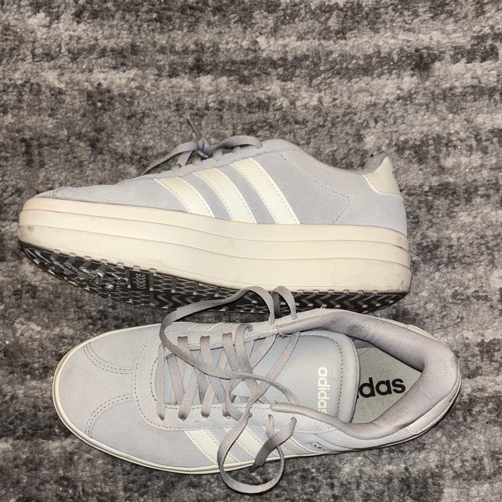 Adidas Light Gray Gazelles - Picture 2 of 6